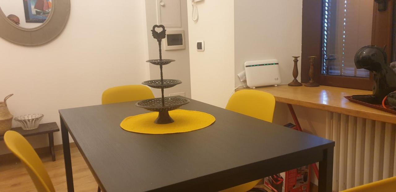 Appartement Isola Dal Verme Flat à Milan Extérieur photo